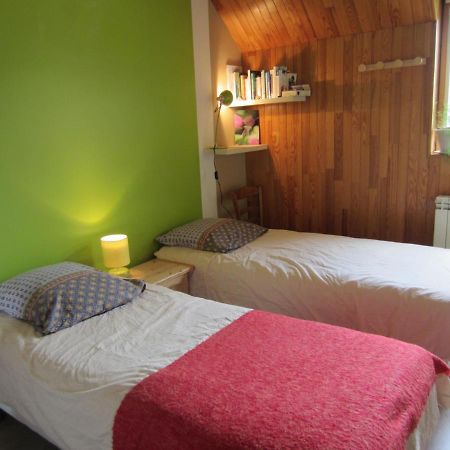 Chez Cat Et Christophe , Chambre Calme Et Lumineuse Chez L'Habitant Avec Vue ギエストル エクステリア 写真