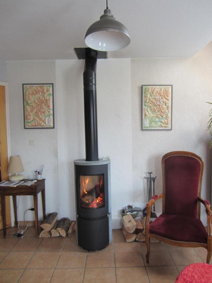 Chez Cat Et Christophe , Chambre Calme Et Lumineuse Chez L'Habitant Avec Vue ギエストル エクステリア 写真